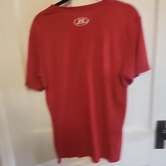 Size Small Under Armour Red Holiday T-Shirt Short Sleeve - Picture 5 of 7